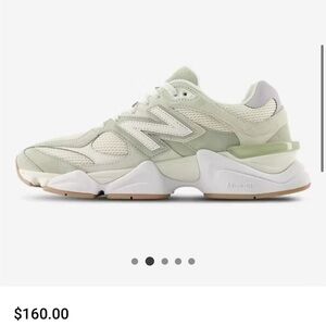 New Balance 9060 Women's Sneakers - Cream